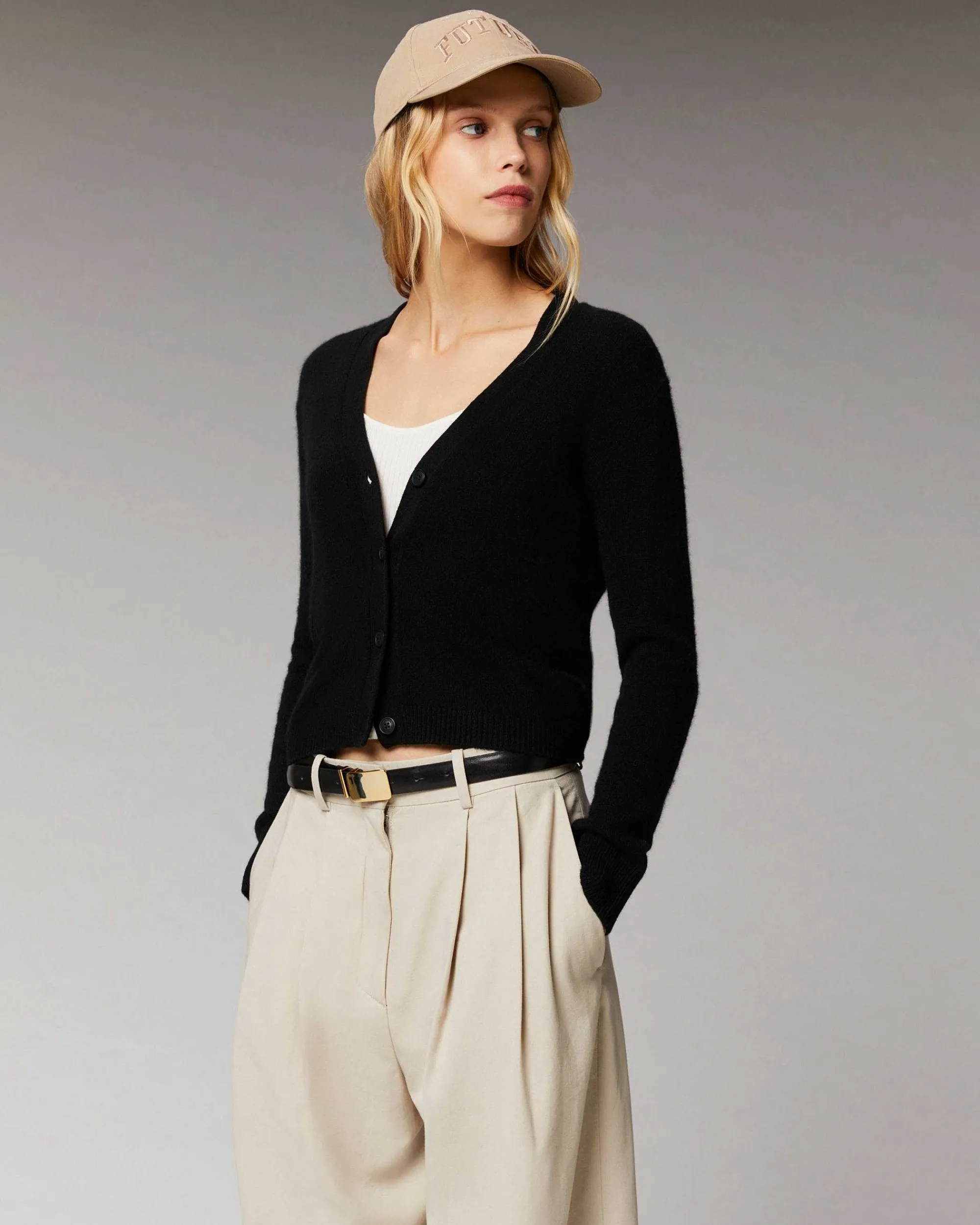 Pull Cardigan Uni Light*FROM FUTURE Outlet