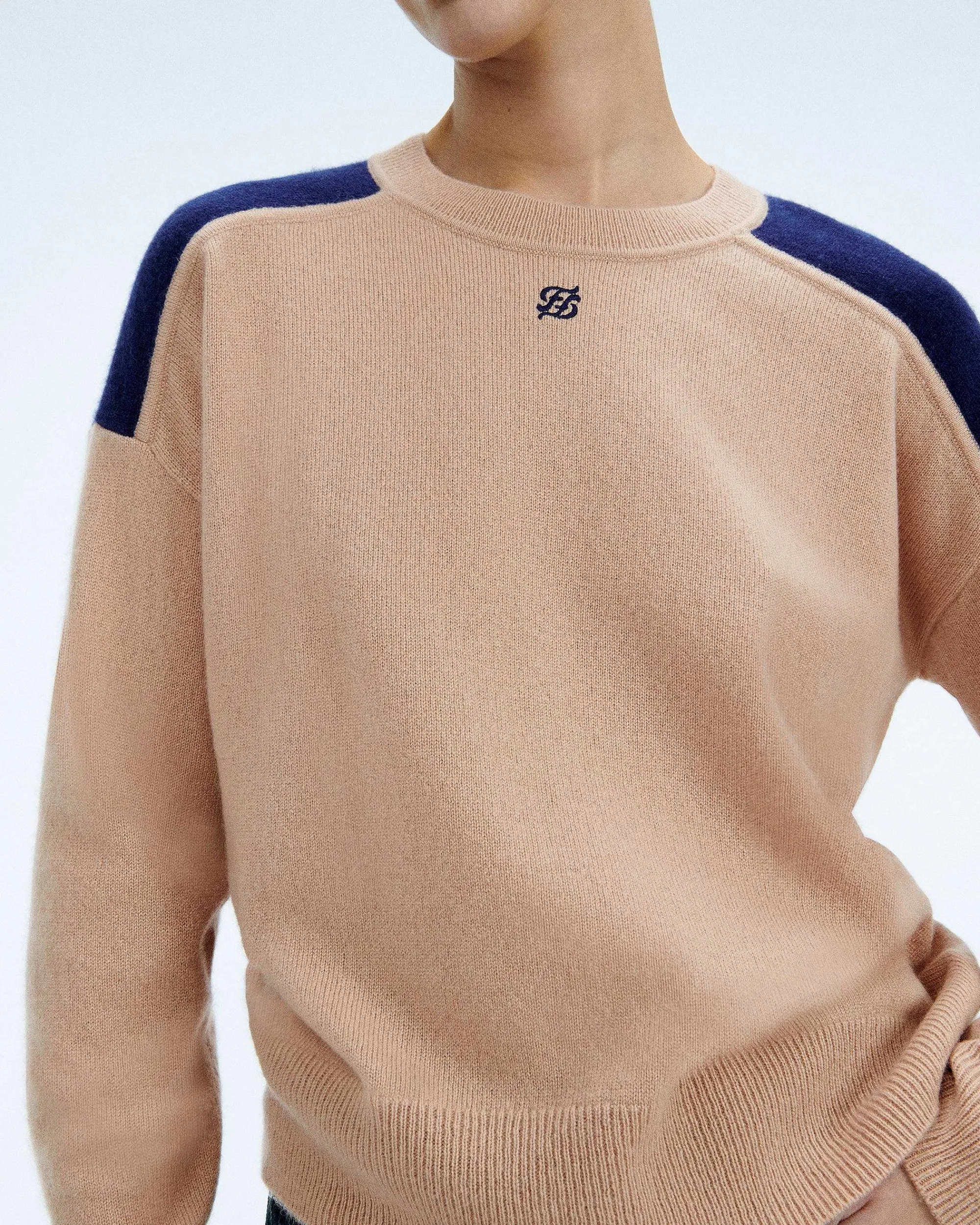 Pull Col Rond Bicolore Et Broderie*FROM FUTURE Outlet