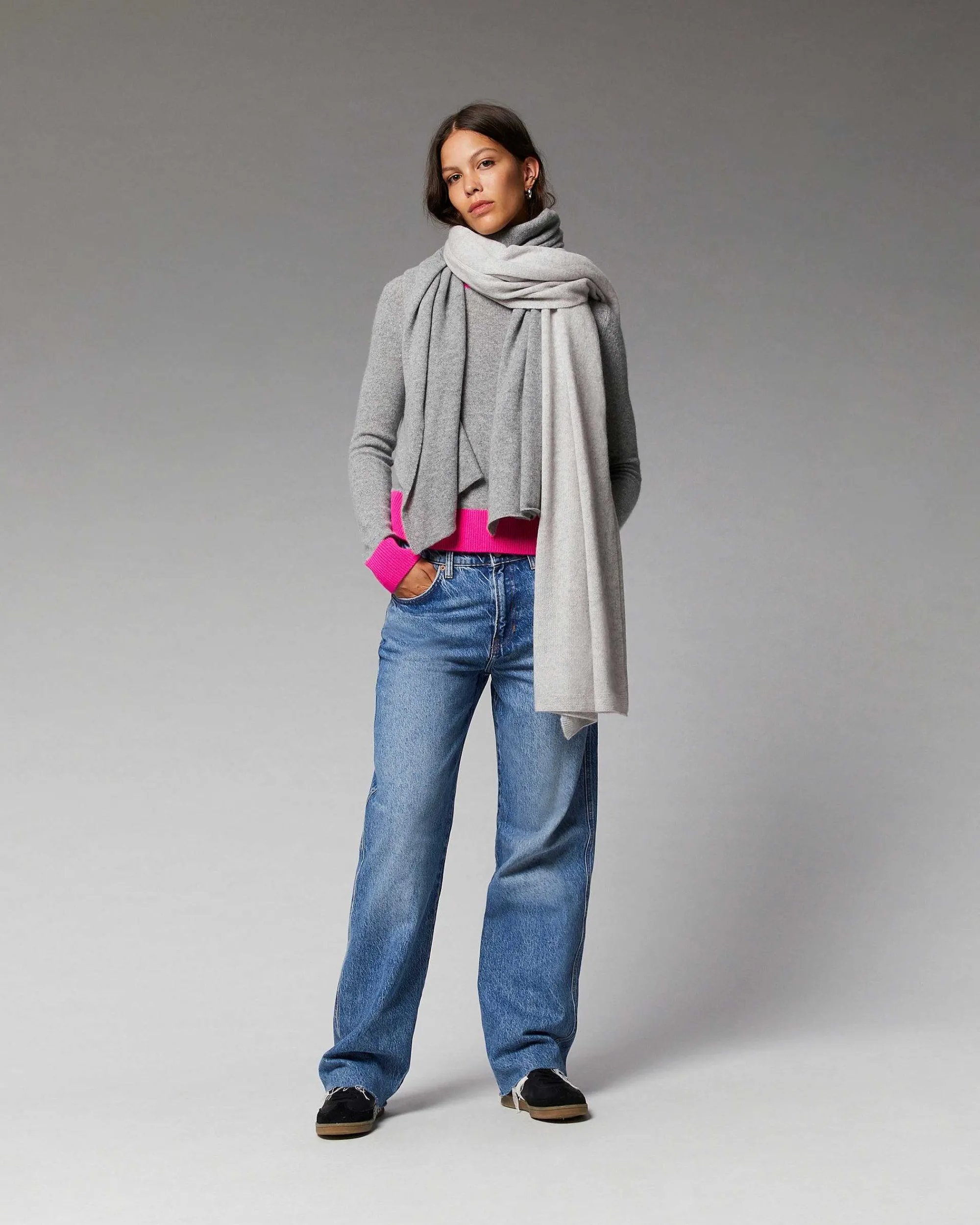 Pull Col Rond Bicolore Leger*FROM FUTURE Sale