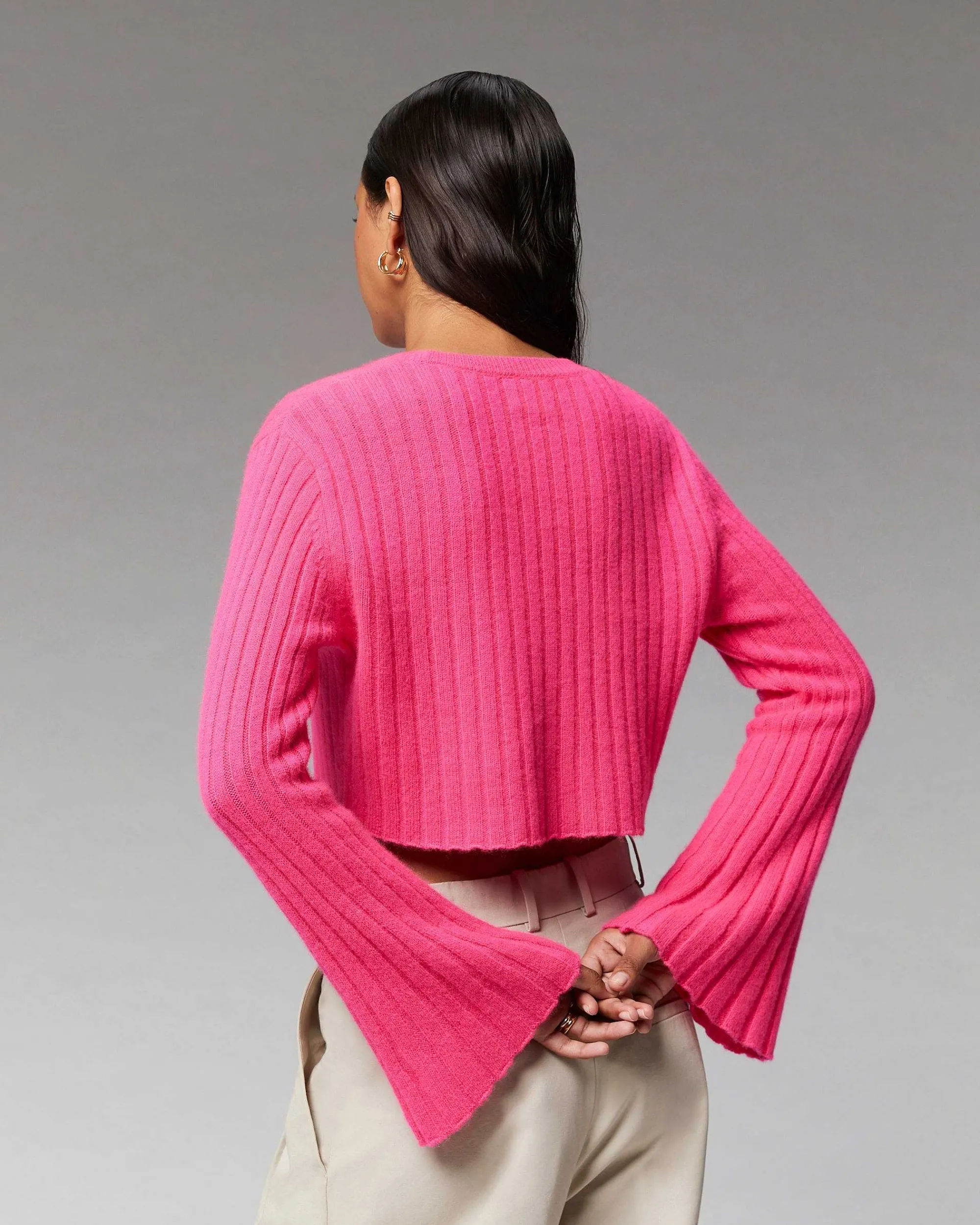 Pull Col Rond Court Manches Evasees*FROM FUTURE Clearance