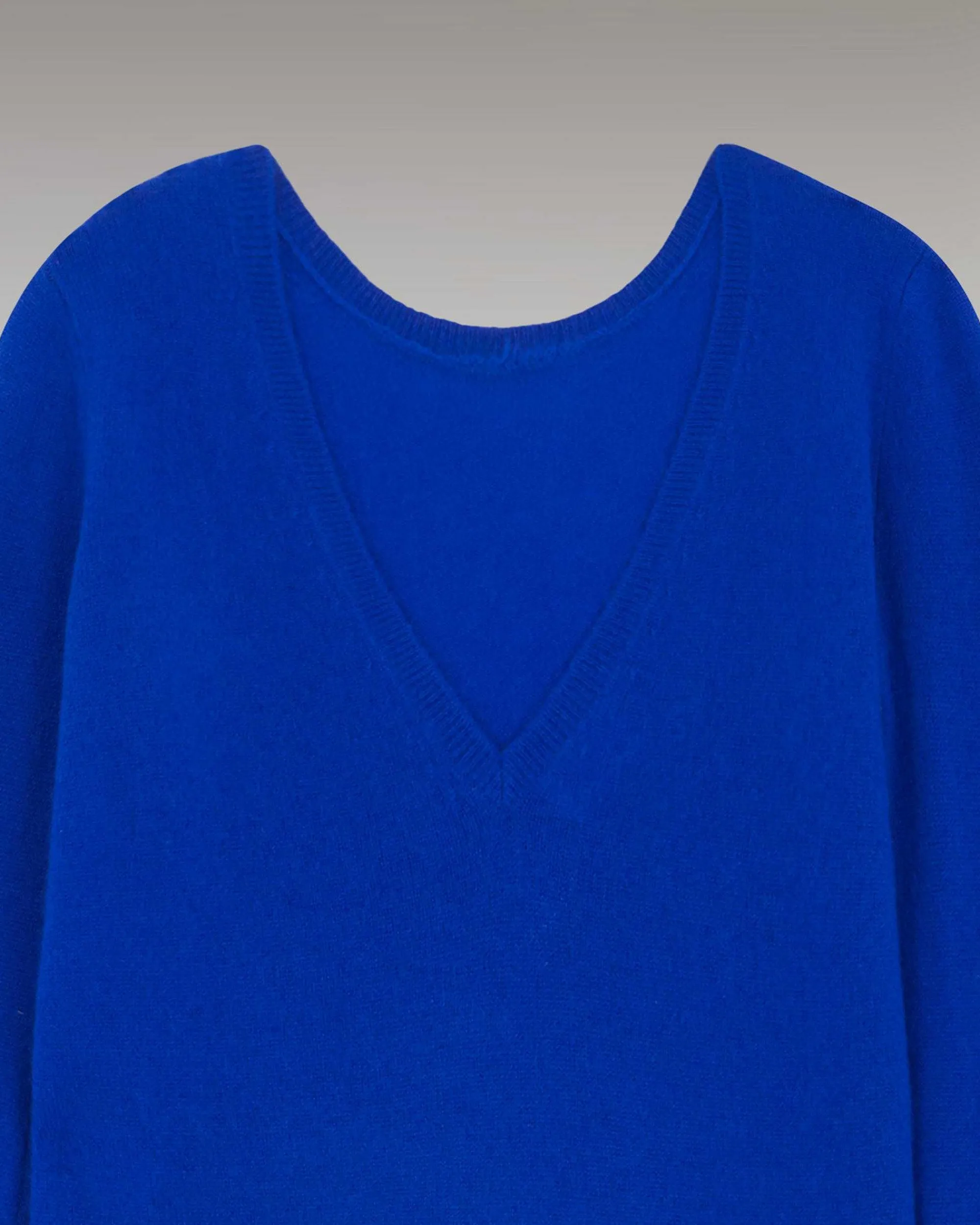 Pull Col Rond Dos Nu Leger*FROM FUTURE Online