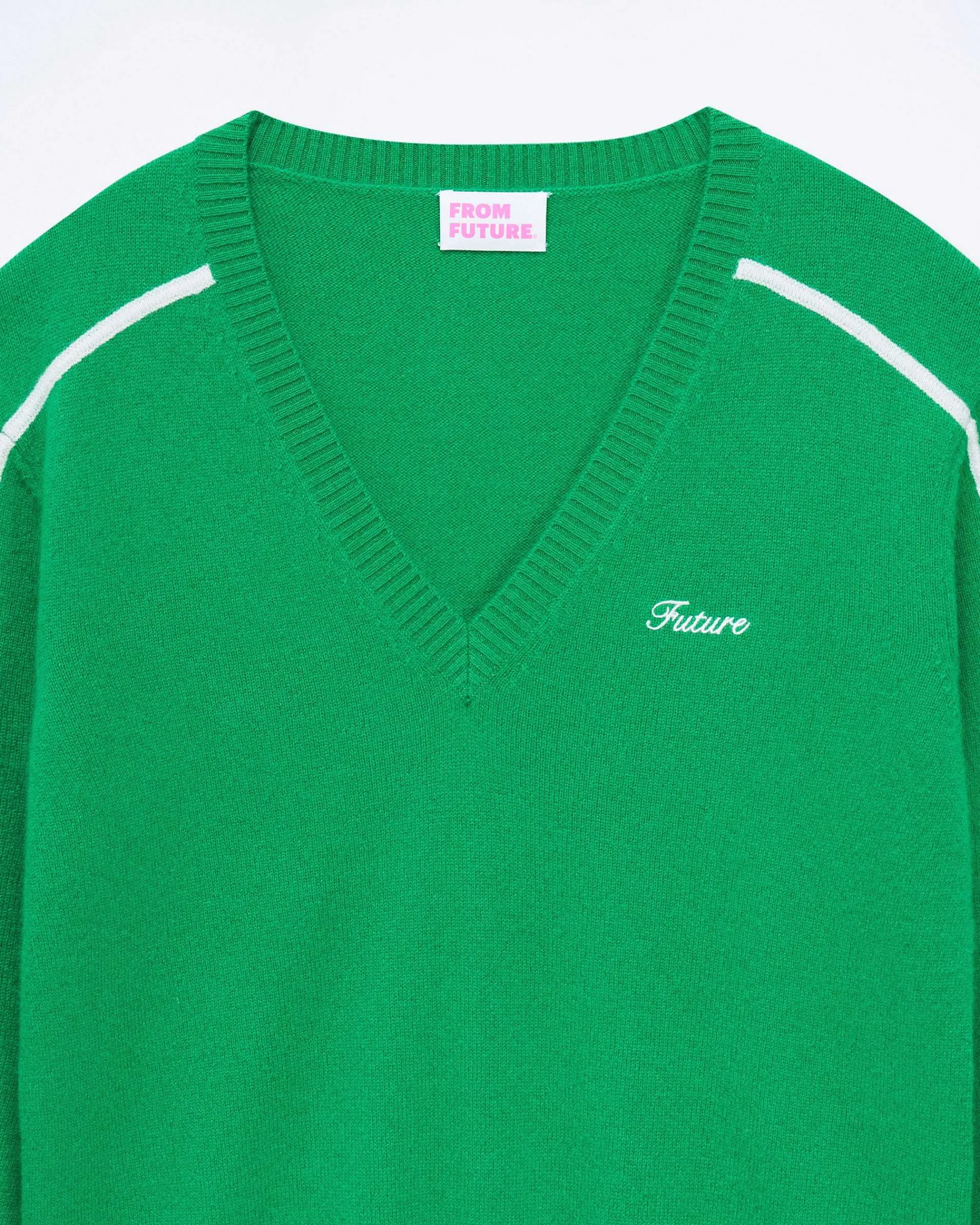 Pull Col V Bandes Fines Future*FROM FUTURE Outlet