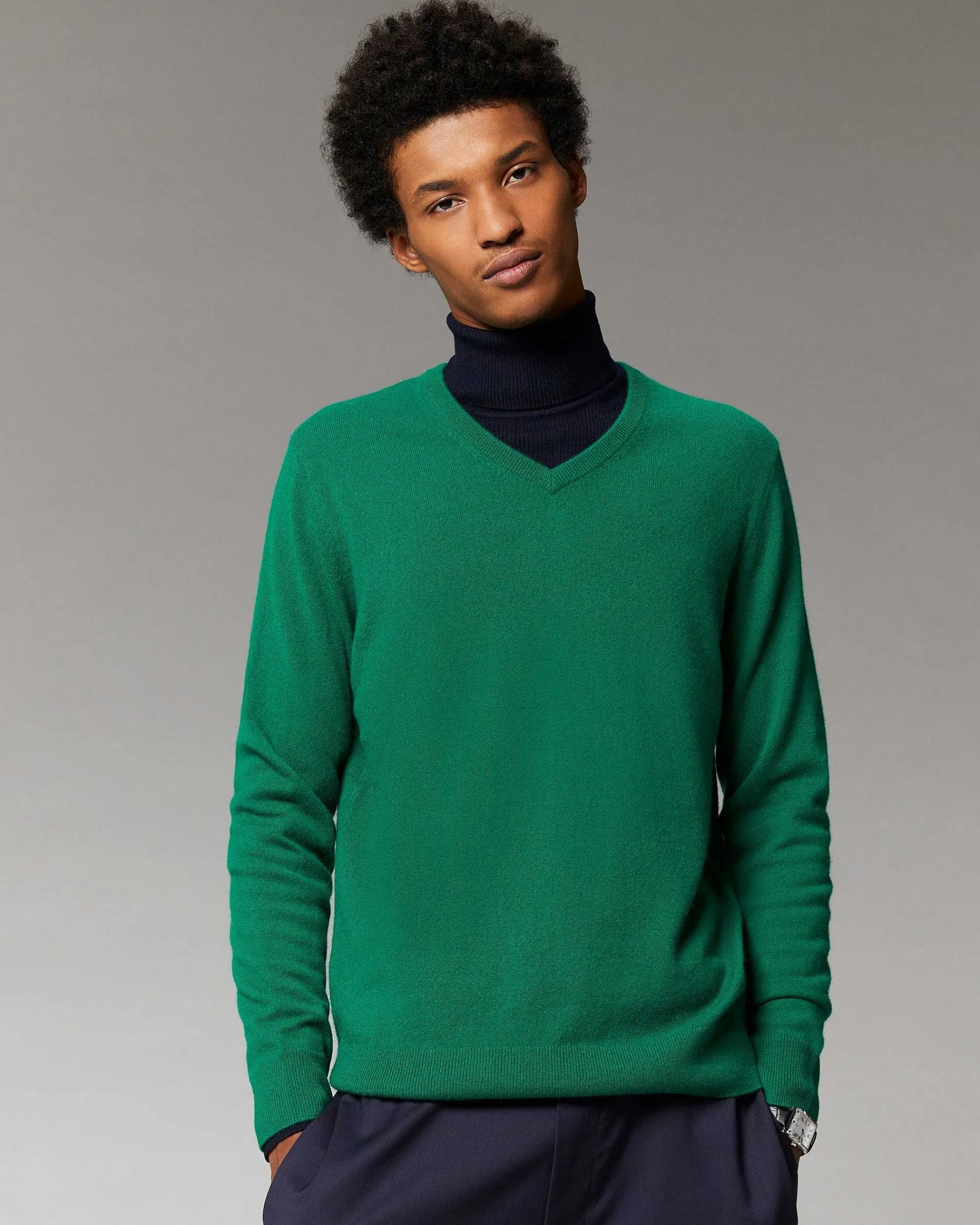 Pull Col V Basique*FROM FUTURE Outlet