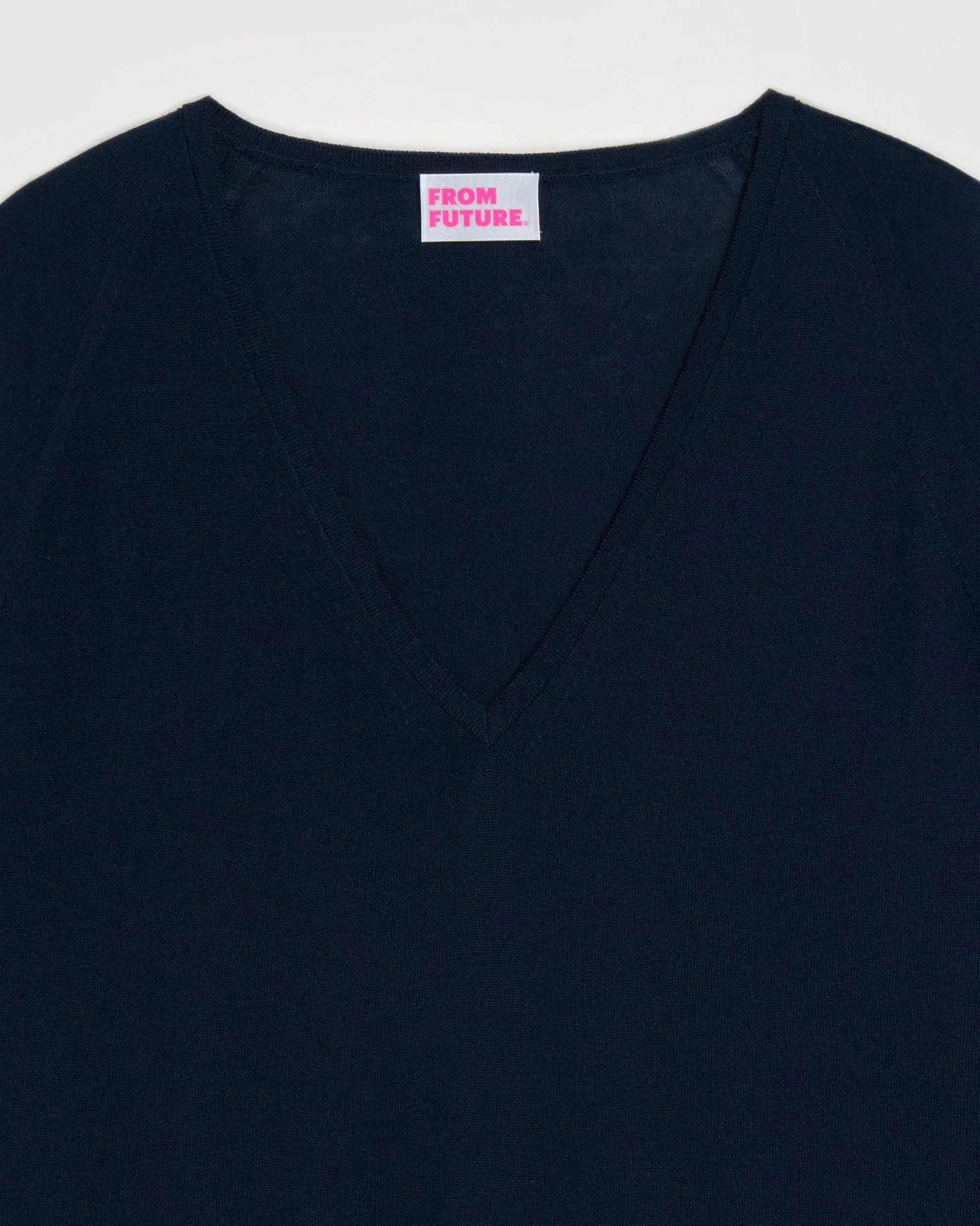 Pull Col V Oversize*FROM FUTURE Outlet