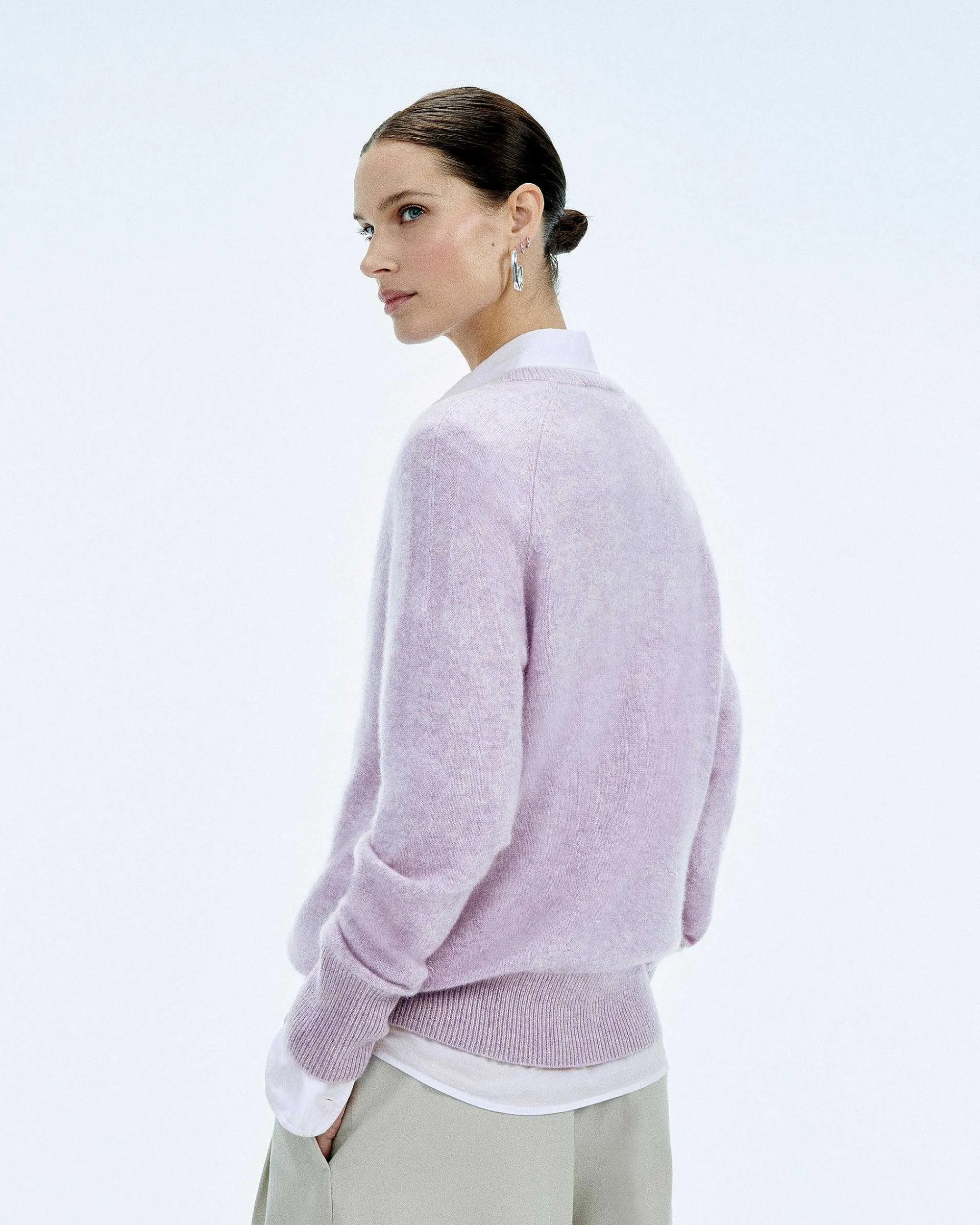 Pull Col V Oversize Light*FROM FUTURE