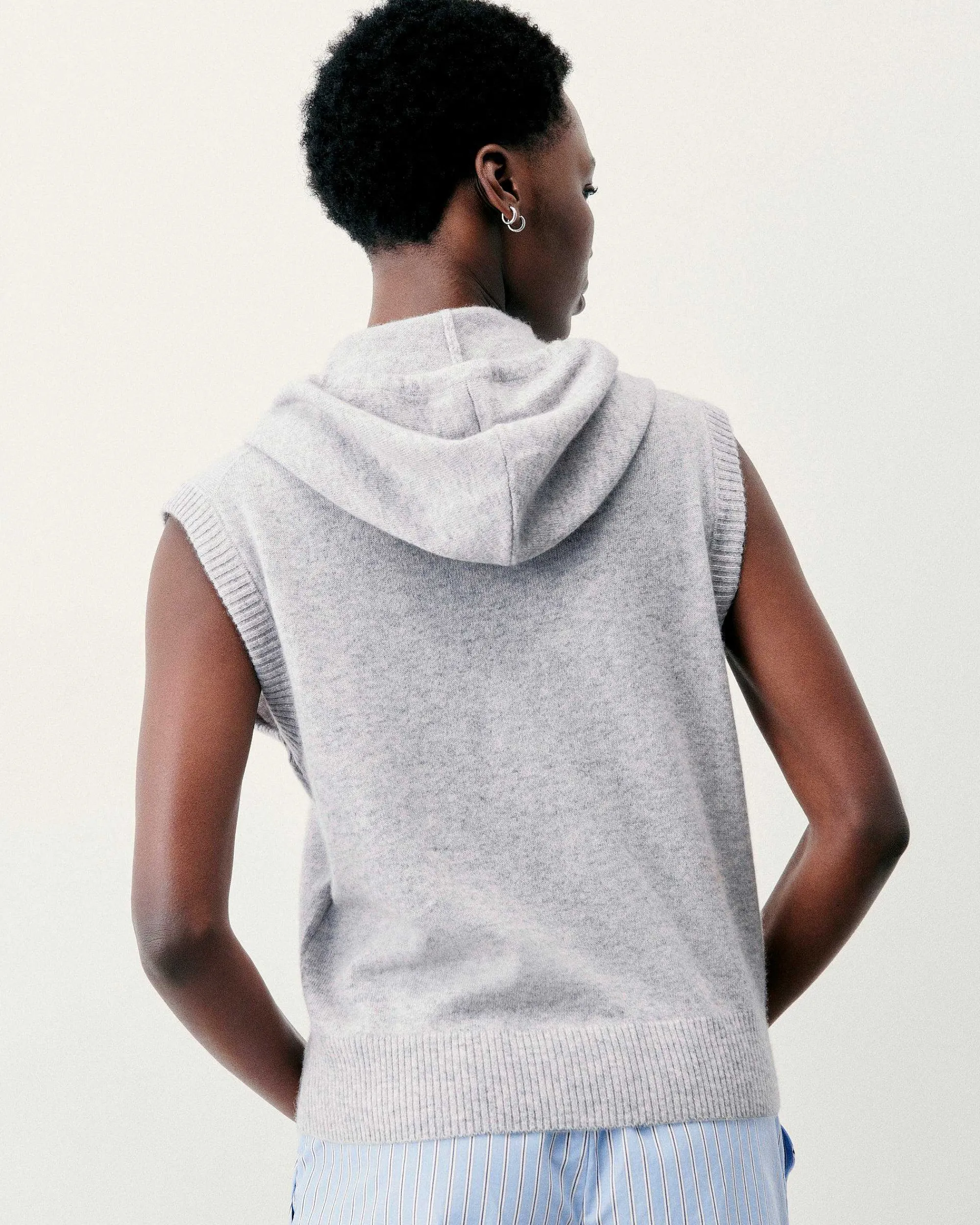 Pull Sans Manche Capuche*FROM FUTURE Discount