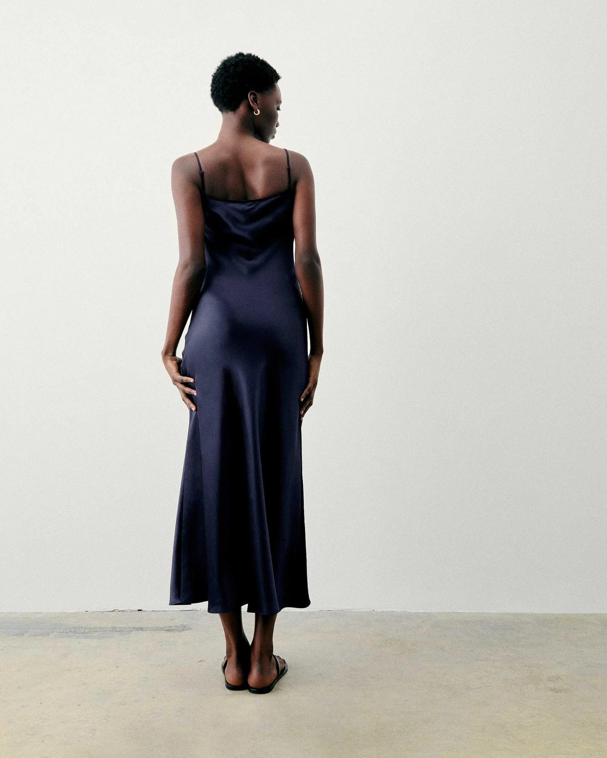 Robe Longue Bretelle Giula*FROM FUTURE Online